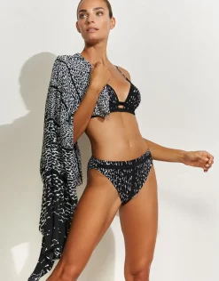 Capture Banded Bikini Top - Black